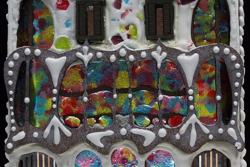 014-12-15 Gingerbread House24890_2